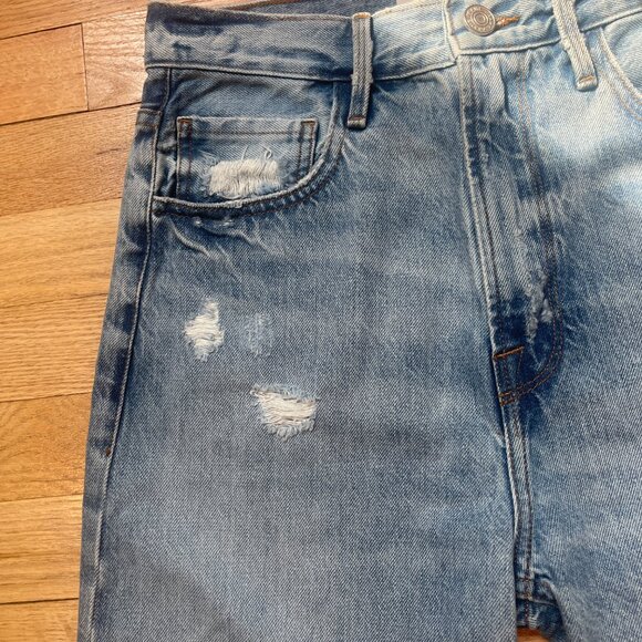 Frame  High Rise Denim Bermuda Shorts in Baines Rip NWOT / Size 24 - Picture 6 of 8